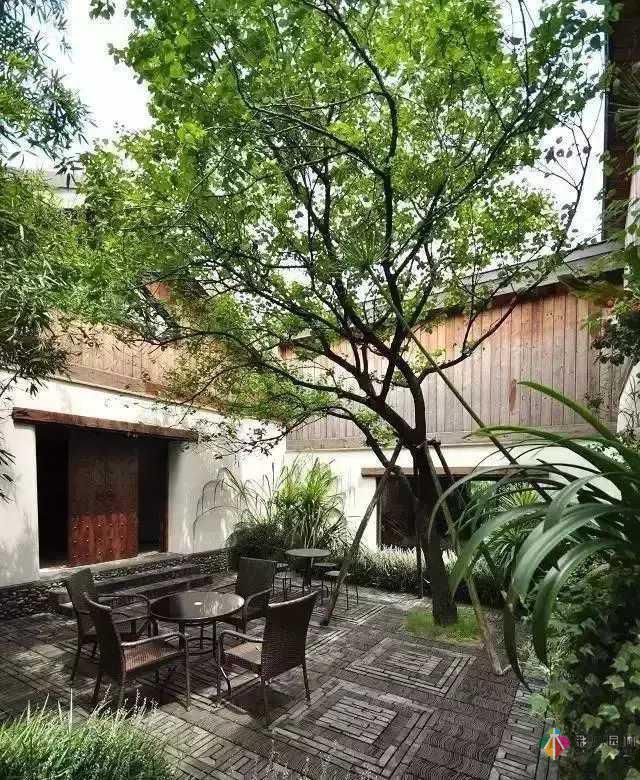 別讓花園空著，彩木園林給您打造一個花園式庭院
