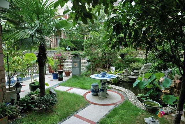 入戶(hù)花園設(shè)計(jì)成就你的私家花園之景!