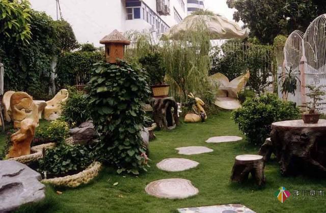 入戶(hù)花園設(shè)計(jì)成就你的私家花園之景!