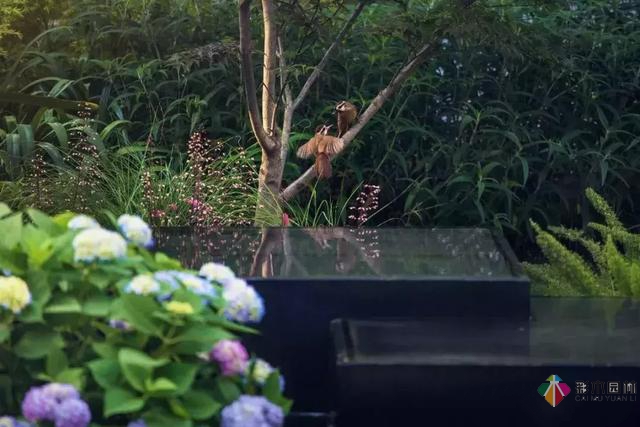 小花園,大自然”別墅庭院景觀設計