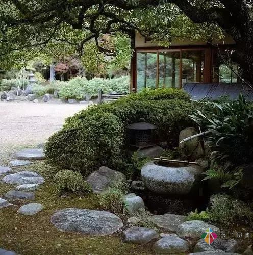 呈現東方禪意之美的30個日式庭院設計。趕緊來看看!
