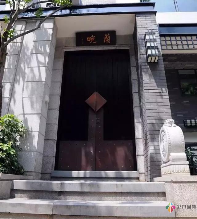 別墅花園入戶門設(shè)計讓你的花園更加美麗